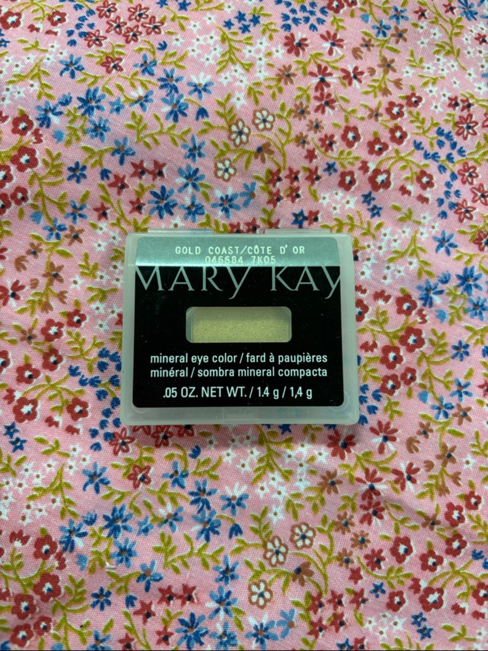 Mary Kay mineral eye color - gold coastline